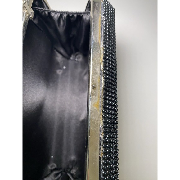 Vintage Black Beaded Flapper Clutch Rhinestone Ring Opener Accent Chain Strap - Picture 11 of 16